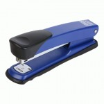 Степлер металевий, 30 аркушів, (скоби №24; 26), 175х67х41мм., синій, BM.4257-02 BM.4257-02