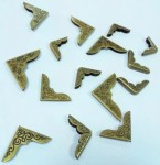 Кутик декоративний зістарена латунь, 1шт.